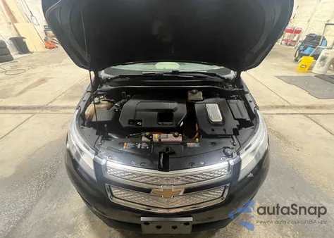 2013 Chevrolet Volt from USA, damaged, VIN 1G1RA6E48DU126326